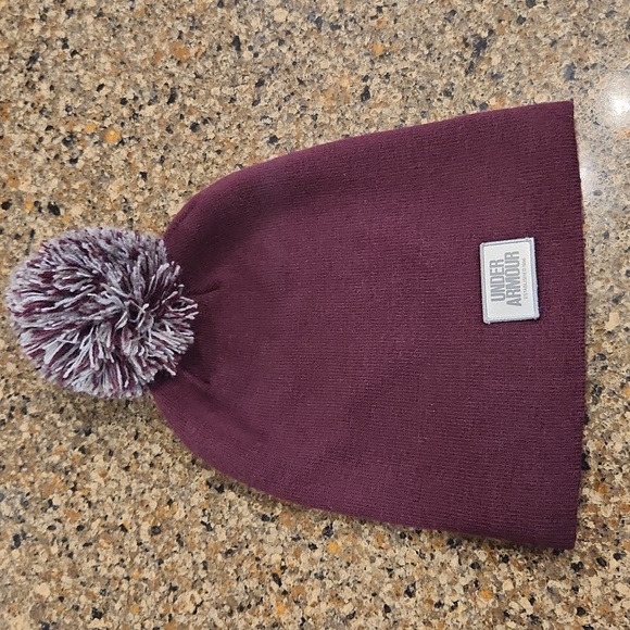 Under Armour Hat Womens - Picture 2 of 9